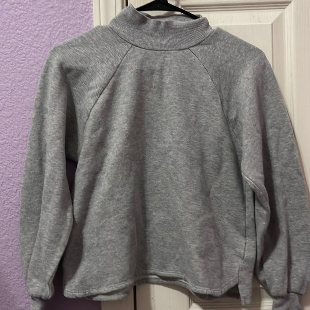Urban outfitters grey turtleneck sweatshirt